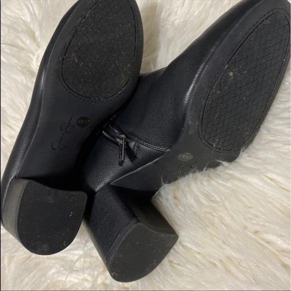 Jessica Simpson booties size  8.5 - Picture 2 of 4